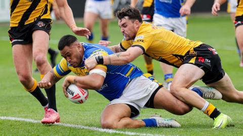 Sam Lisone scores a try for Leeds Rhinos