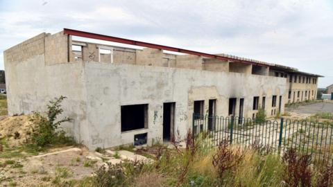 An abandoned building