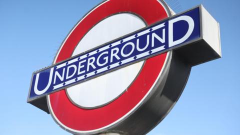 London Underground roundel
