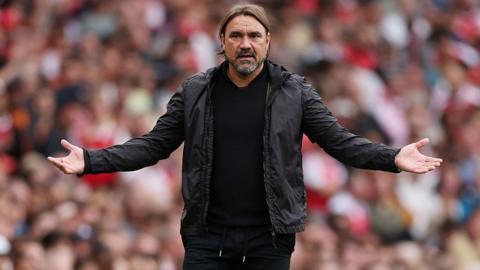Daniel Farke managing Leeds