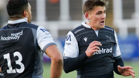 Newcastle Falcons fly-half Toby Flood