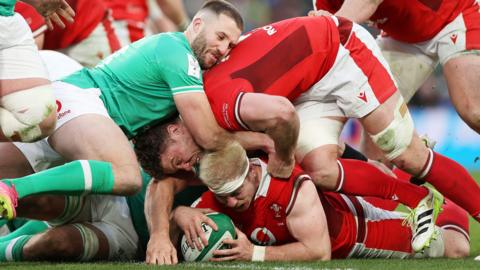 Aaron Wainwright is short of the line in this Wales attack against Ireland