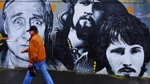 Mural at Clutha Bar in Glasgow