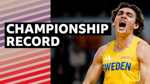 Mondo Duplantis celebrating