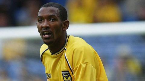 Jefferson Louis playing for Oxford United