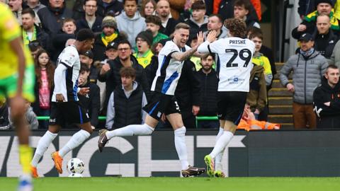 Marvin Ducksch celebrates scoring Birmingham's second goal with August Priske.
