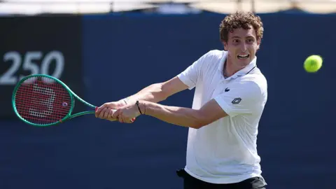 Ugo Humbert