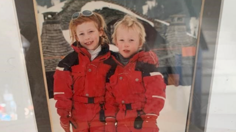 Cerys, Annie's niece (right)