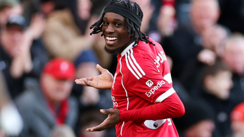 Liverpool's Jeremie Frimpong celebrates