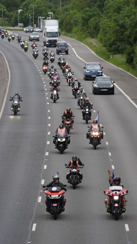 Thousands of motorcyclists ride from London to Barrow ahead of Dave Day to celebrate the life of the Hairy Biker.