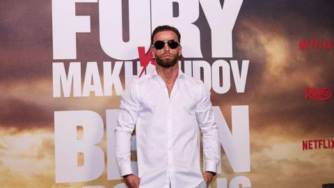 Felix Cash poses for a photo at the fight week event 