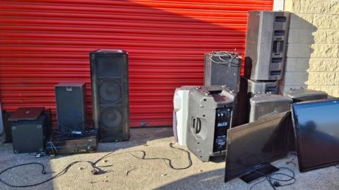 Soundsystem equipment seized from Imre Lakatos.