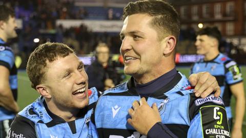 Callum Sheedy is congratulated by wing Tom Bowen