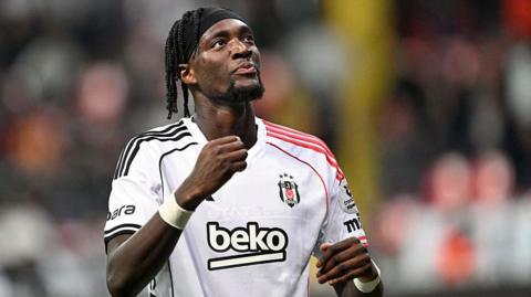 Tammy Abraham holds up his fist to celebrate