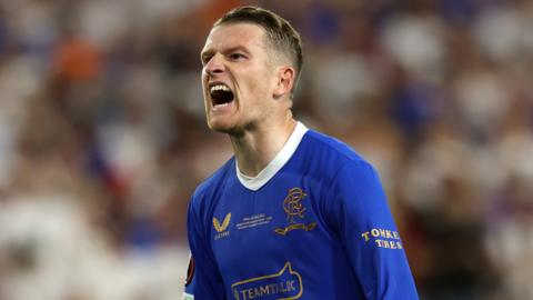 Steven Davis