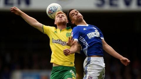 Ipswich v Norwich in a Skybet Championship match