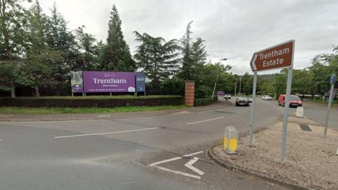 Trentham Estate entrance