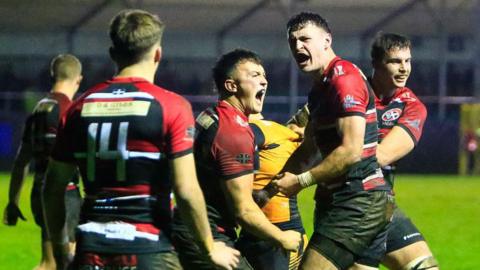 Cornish Pirates players celebrate