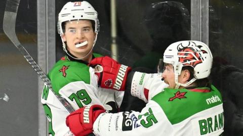 Cardiff Devils celebrate at Nottingham Panthers