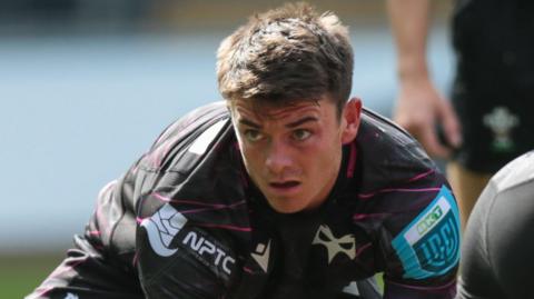 Reuben Morgan-Williams in action for Ospreys