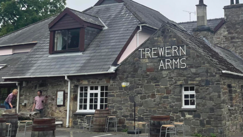 Trewern Arms