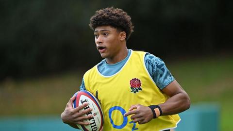Noah Caluori training with England squad.
