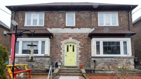 Fourplex in Toronto