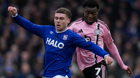 Leif Davis and Abdul Fatawu