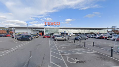 Tesco Superstore car park, Alfreton.