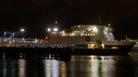 Ben-my-Chree at night