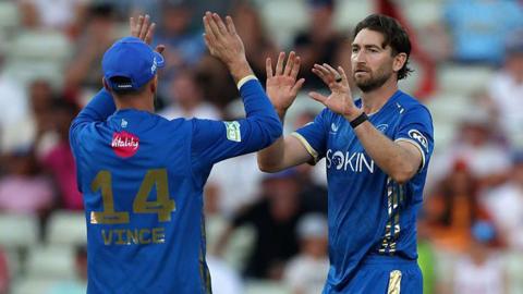 Richard Gleeson celebrates after taking a wicket for MI London against Birmingham Phoenix