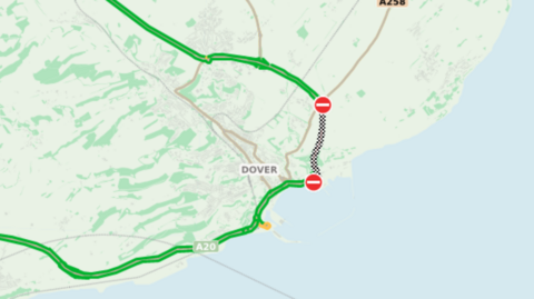 A map showing a section of the A2 just outside Dover in black where the closures are