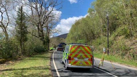 Crash investigation on A494 between Dolgellau and Rhydymain near Bontnewydd