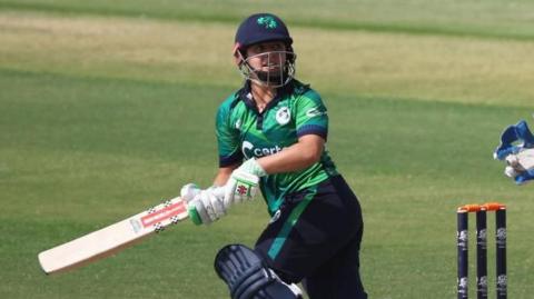 Amy Hunter batting for Ireland 