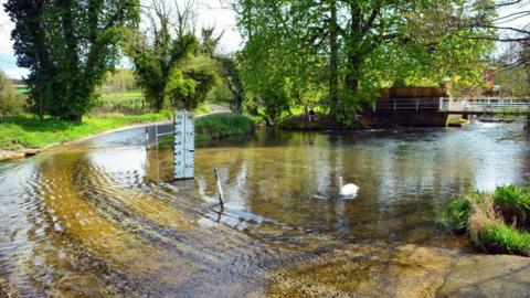 Ford on Mill Lane