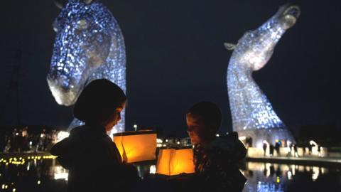 Kelpies lanterns