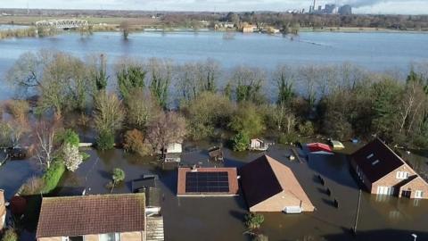 Drone footage of flooded homes in Snaith