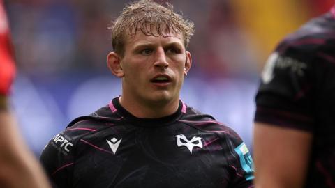 Jac Morgan for Ospreys