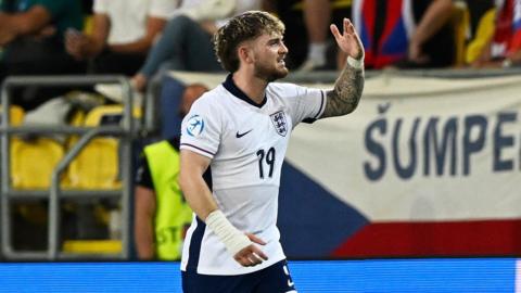 Harvey Elliott celebrates
