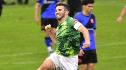 Ross Allen celebrates his 300th goal