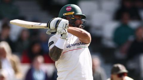 Jake Weatherald batting well for Leicestershire 