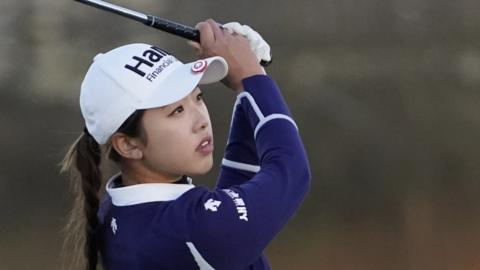 Yealimi Noh hits an approach shot at the Volunteers of America Championship