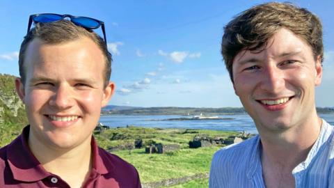 Innes MacCuidhein agus Ramsay MacMahon