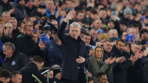 David Moyes waves to the crowd at Goodison Park