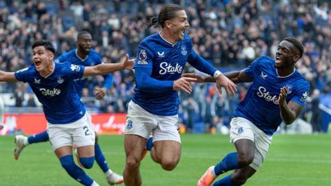 Everton celebrate