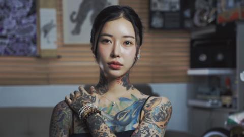 Ahn Lina, tattoo artist