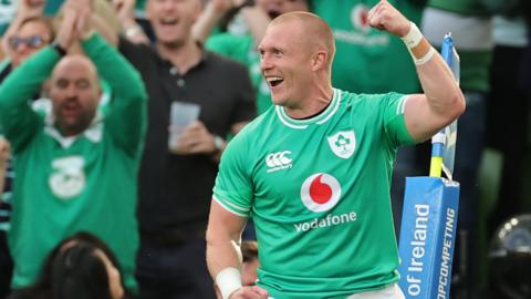 Keith Earls scores try on his 100th cap for Ireland