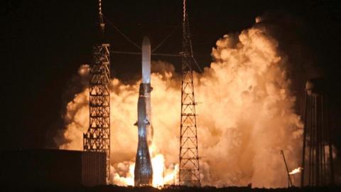 A Blue Origin New Glenn rocket lifts off from Space Launch Complex 36 from the Kennedy Space Center on its maiden flight, at Cape Canaveral, Florida on January 16, 2025.