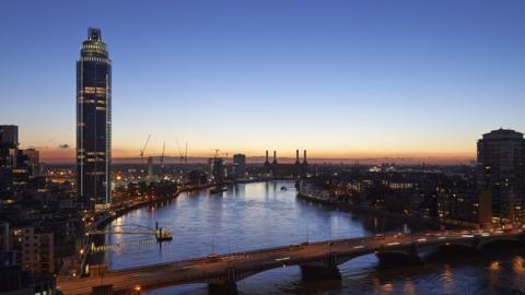 St George#s Wharf tower