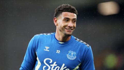 Ben Godfrey of Everton warms up prior to the Premier League match between Everton FC and Brighton & Hove Albion at Goodison Park on November 04, 2023